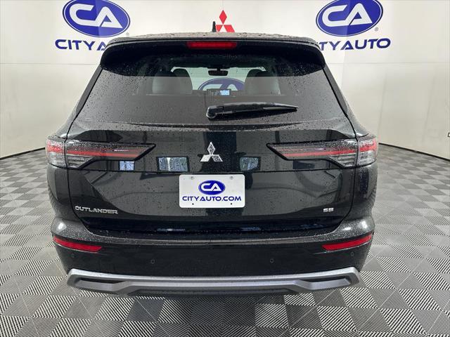 new 2025 Mitsubishi Outlander car, priced at $37,229