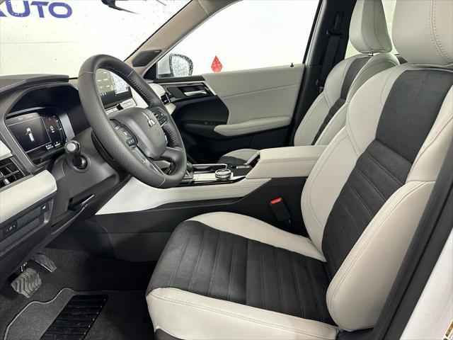 new 2025 Mitsubishi Outlander car, priced at $37,178