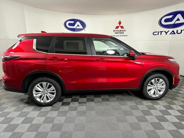 new 2025 Mitsubishi Outlander car, priced at $31,898