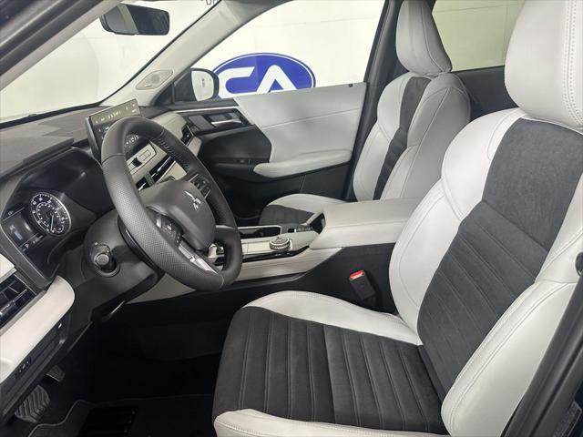 new 2025 Mitsubishi Outlander car, priced at $34,073