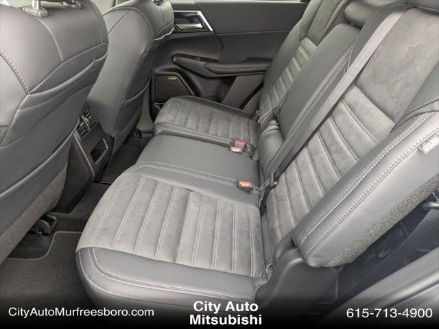 new 2025 Mitsubishi Outlander car, priced at $36,421