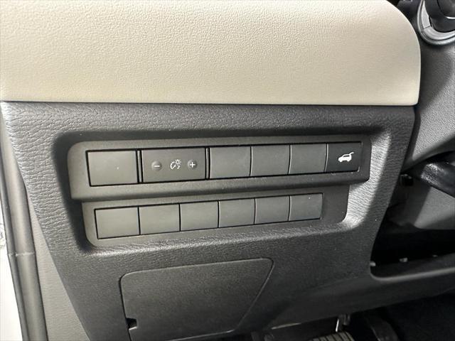 new 2025 Mitsubishi Outlander car, priced at $37,660