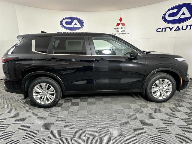 new 2025 Mitsubishi Outlander car, priced at $31,625