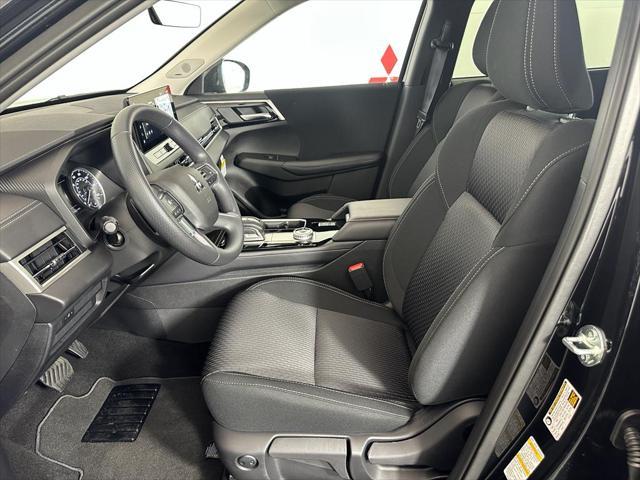 new 2025 Mitsubishi Outlander car, priced at $31,625