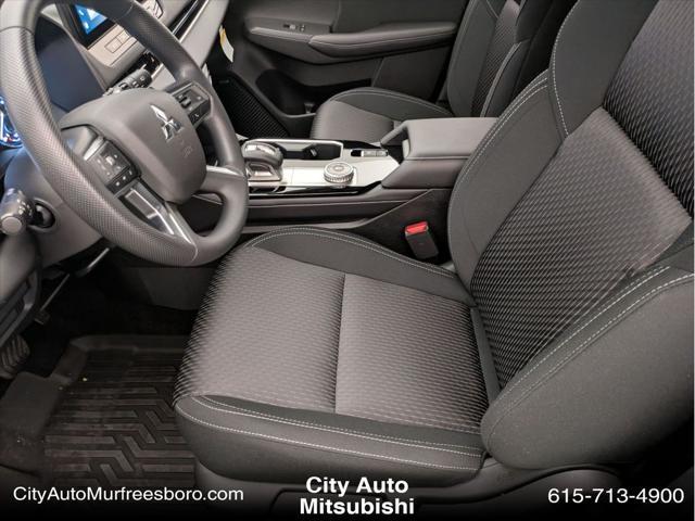 new 2025 Mitsubishi Outlander car, priced at $31,625