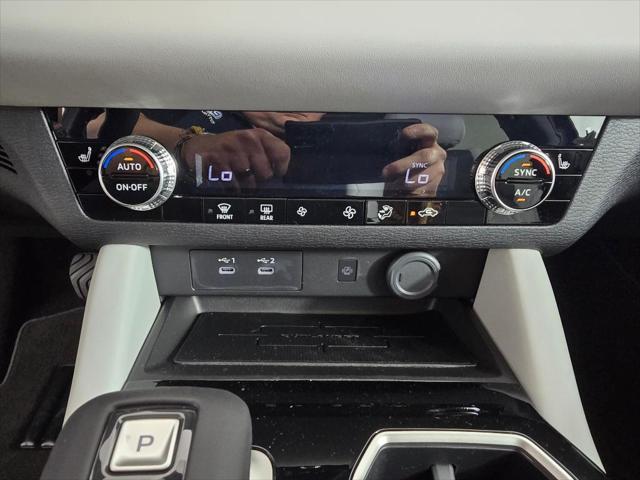 new 2025 Mitsubishi Outlander car, priced at $37,065