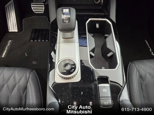 new 2025 Mitsubishi Outlander car, priced at $38,418