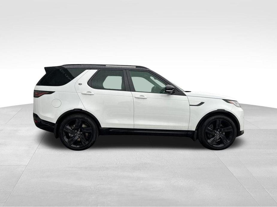 new 2024 Land Rover Discovery car, priced at $81,458
