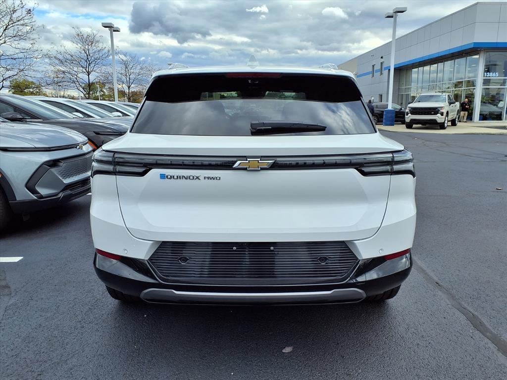 new 2025 Chevrolet Equinox EV car, priced at $46,345