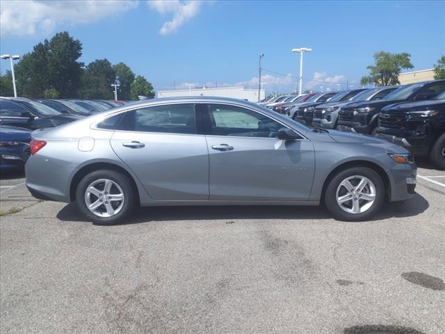 new 2025 Chevrolet Malibu car, priced at $27,420