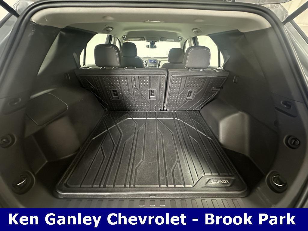 used 2023 Chevrolet Equinox car, priced at $20,704