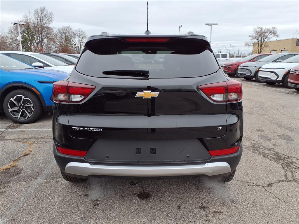 new 2026 Chevrolet TrailBlazer car, priced at $27,533