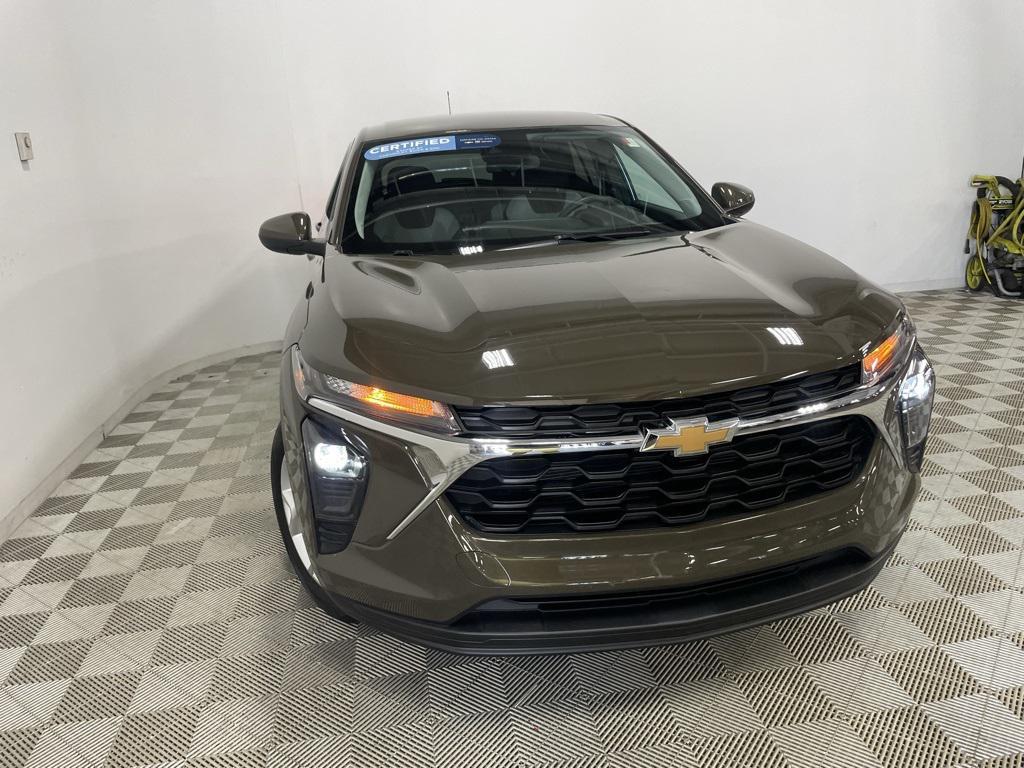 used 2024 Chevrolet Trax car, priced at $20,694
