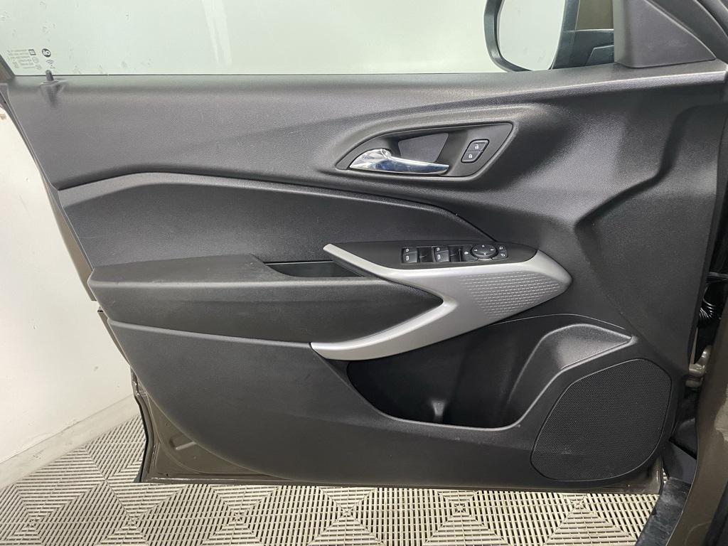 used 2024 Chevrolet Trax car, priced at $20,694