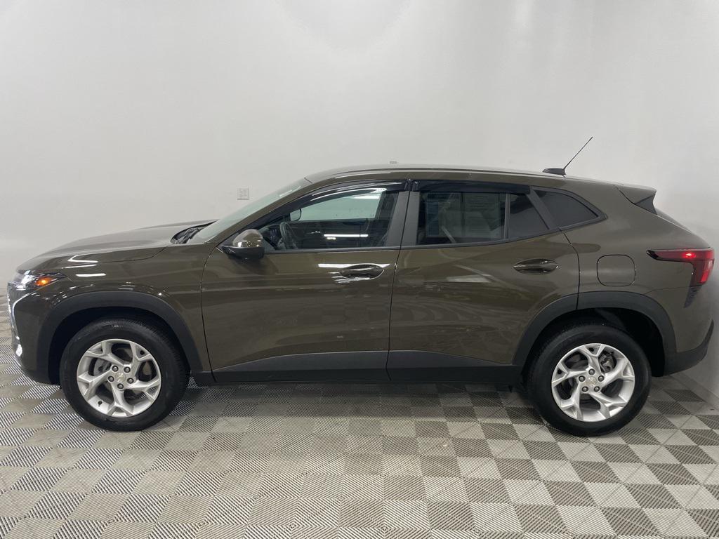 used 2024 Chevrolet Trax car, priced at $20,694