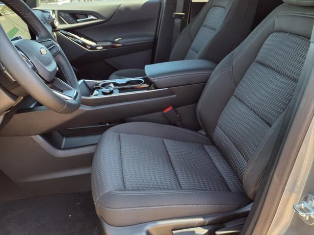 new 2026 Chevrolet Equinox car, priced at $32,290