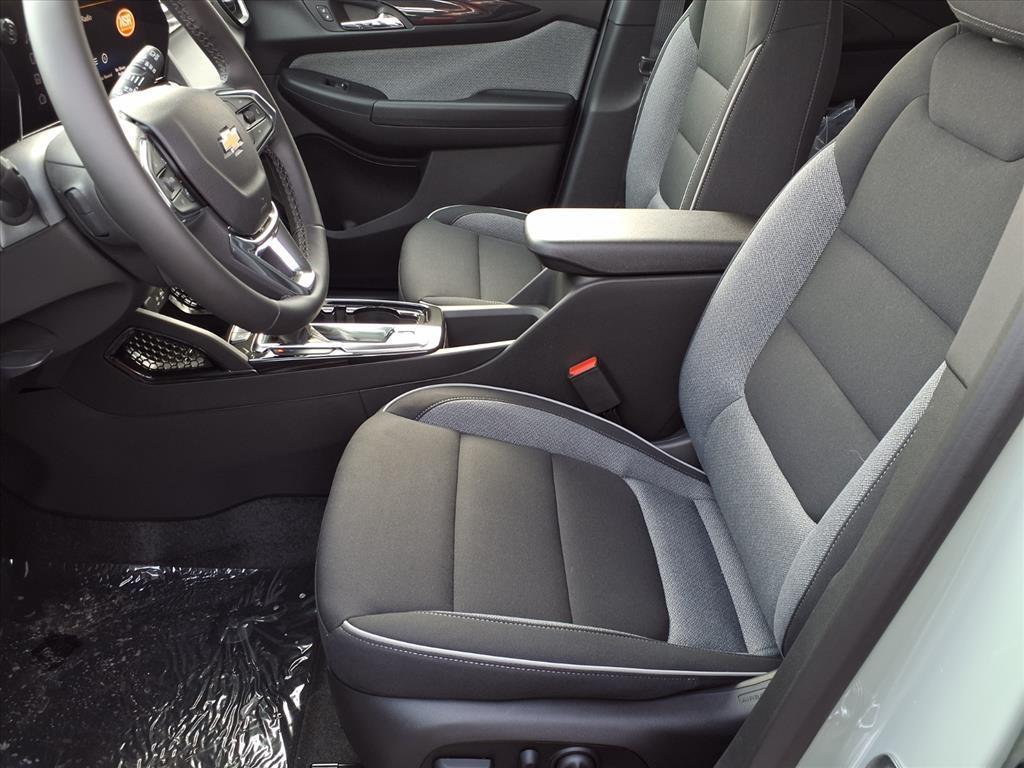 new 2026 Chevrolet TrailBlazer car, priced at $27,533