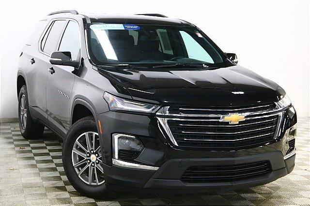 used 2022 Chevrolet Traverse car, priced at $28,896