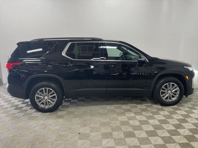 used 2023 Chevrolet Traverse car, priced at $32,998