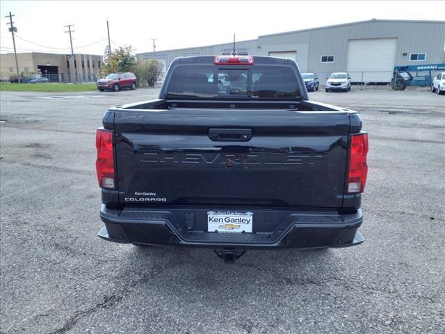 new 2024 Chevrolet Colorado car, priced at $38,400