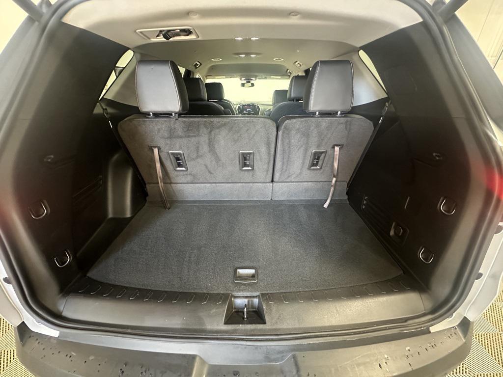 used 2020 Chevrolet Traverse car, priced at $23,993