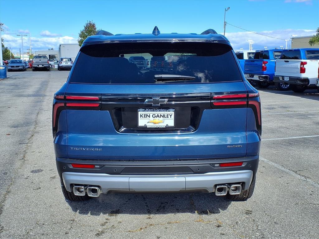 new 2026 Chevrolet Traverse car, priced at $45,572