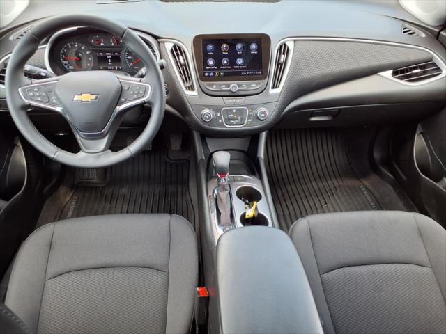 new 2025 Chevrolet Malibu car, priced at $28,665