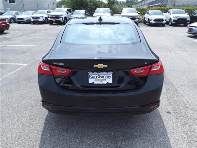 new 2025 Chevrolet Malibu car, priced at $31,020