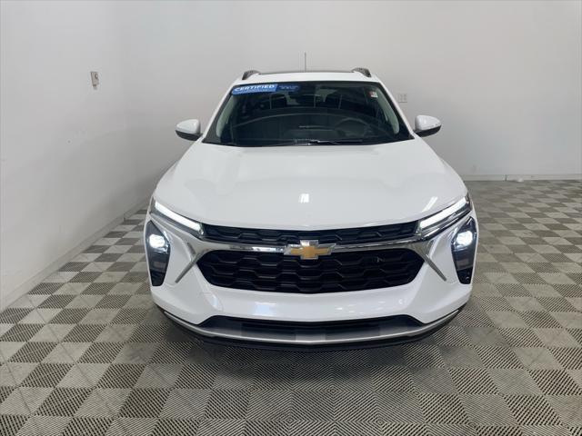 used 2024 Chevrolet Trax car, priced at $23,453