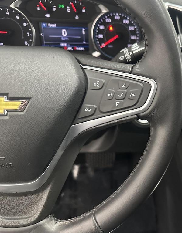 used 2022 Chevrolet Equinox car, priced at $21,453