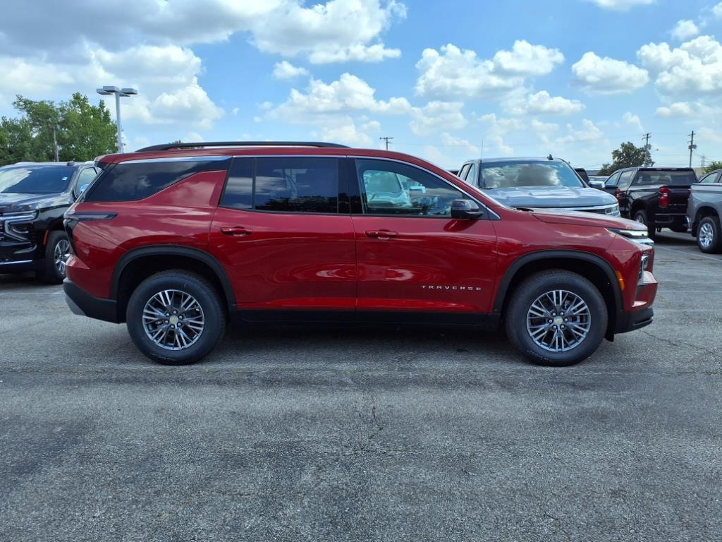new 2026 Chevrolet Traverse car, priced at $44,840