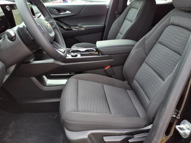 new 2026 Chevrolet Equinox car, priced at $31,235