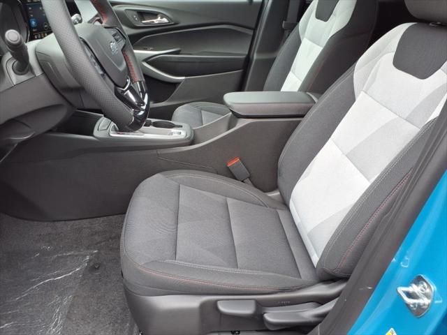 new 2025 Chevrolet Trax car, priced at $25,720