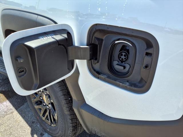 new 2024 Chevrolet Silverado EV car