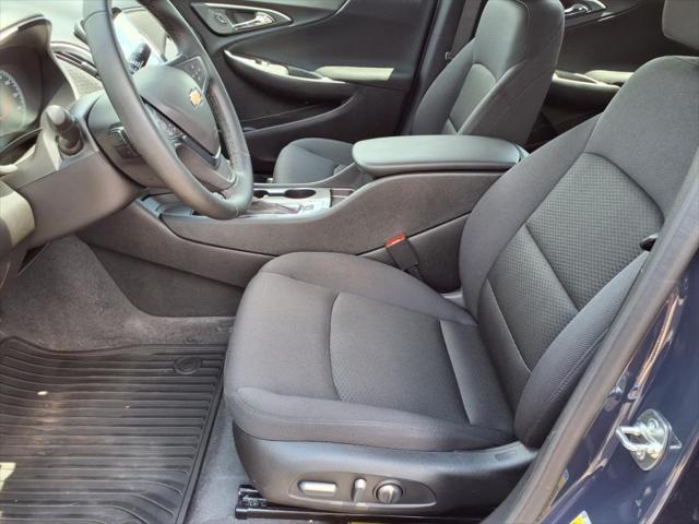 new 2025 Chevrolet Malibu car, priced at $28,420