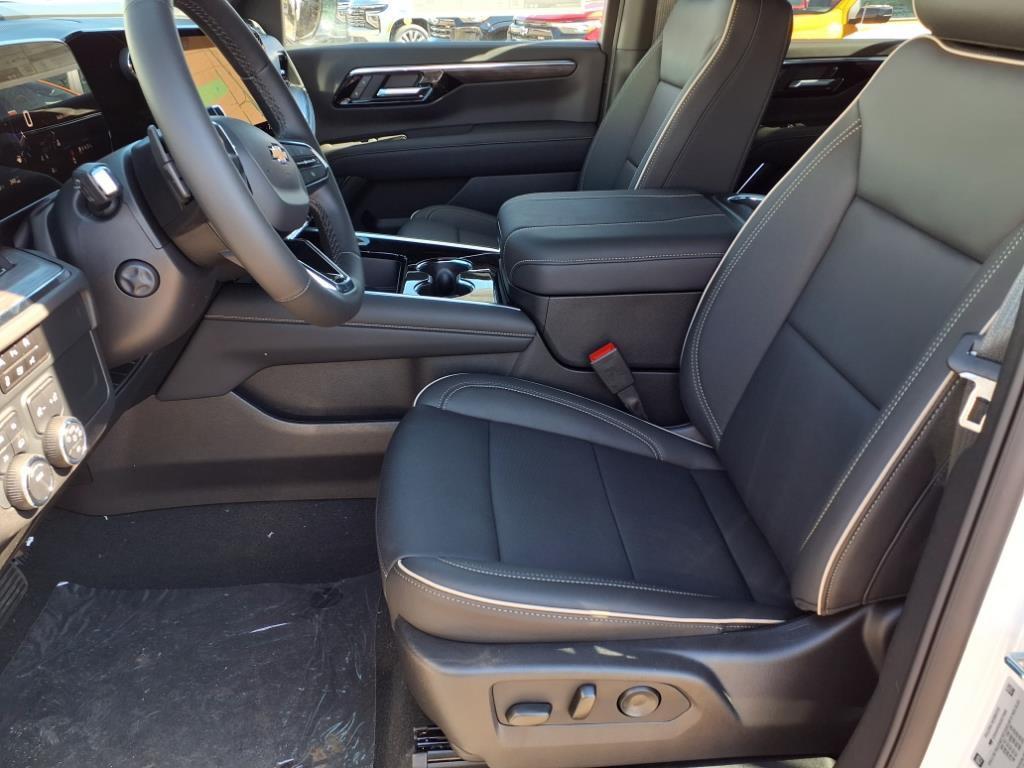 new 2025 Chevrolet Suburban car, priced at $86,540