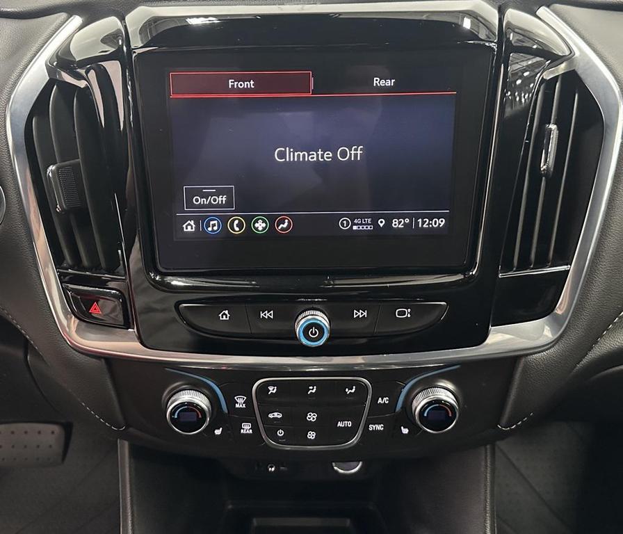 used 2022 Chevrolet Traverse car, priced at $28,852