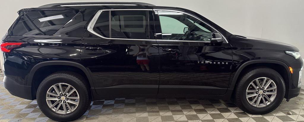 used 2022 Chevrolet Traverse car, priced at $28,852