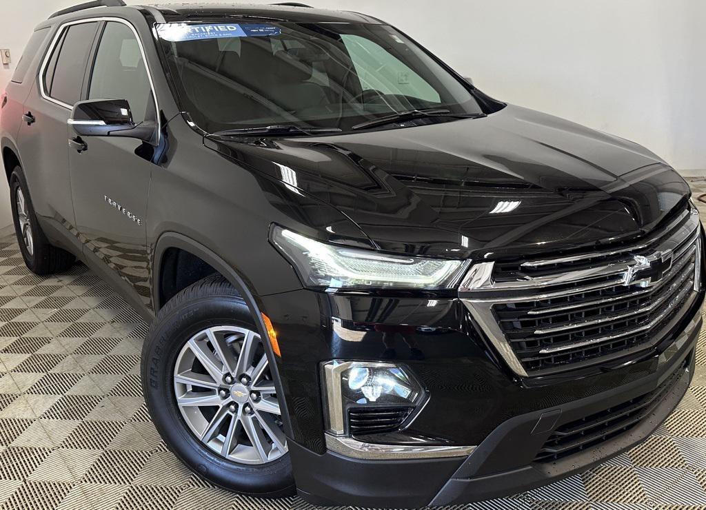 used 2022 Chevrolet Traverse car, priced at $28,852