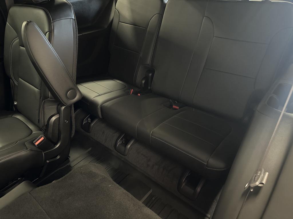 used 2022 Chevrolet Traverse car, priced at $28,852