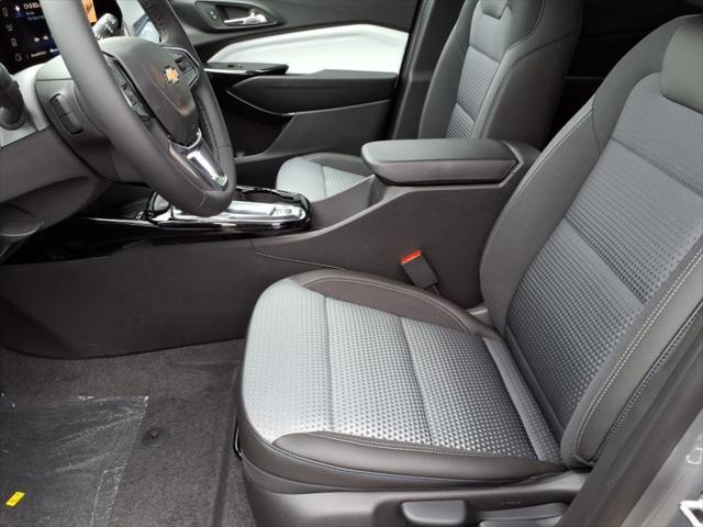 new 2025 Chevrolet Trax car, priced at $26,620