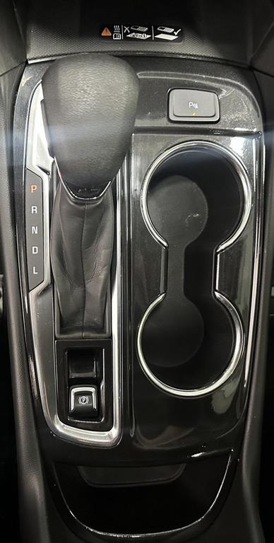 used 2022 Chevrolet Equinox car, priced at $24,492