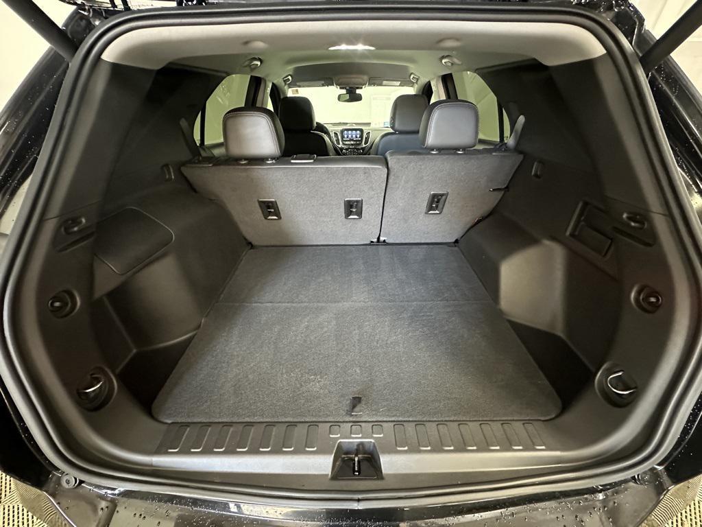 used 2022 Chevrolet Equinox car, priced at $24,492