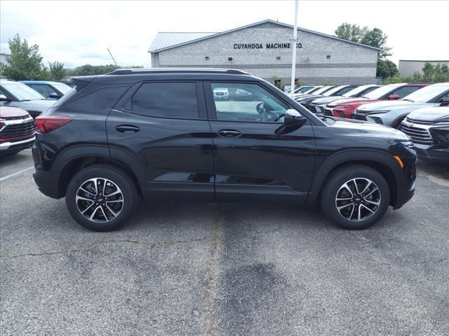 new 2025 Chevrolet TrailBlazer car, priced at $26,185