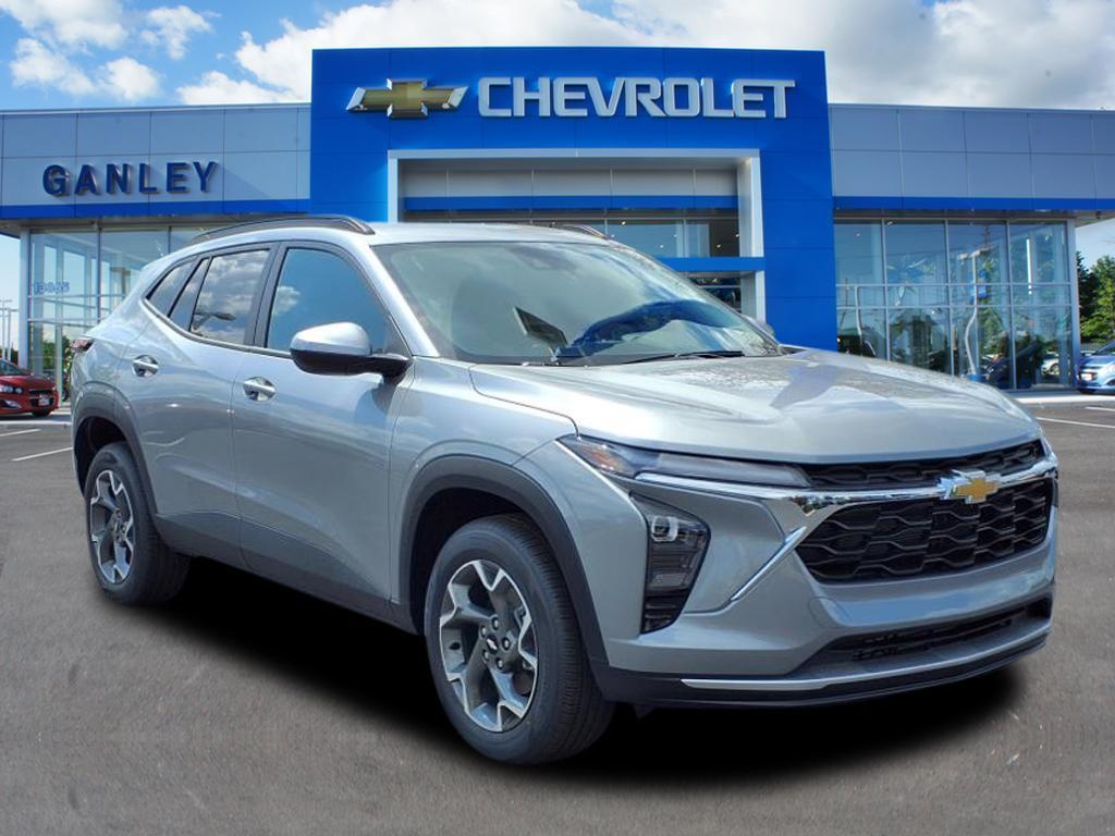 new 2025 Chevrolet Trax car, priced at $25,750