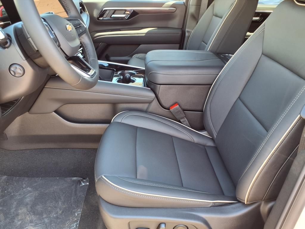 new 2025 Chevrolet Suburban car, priced at $82,915