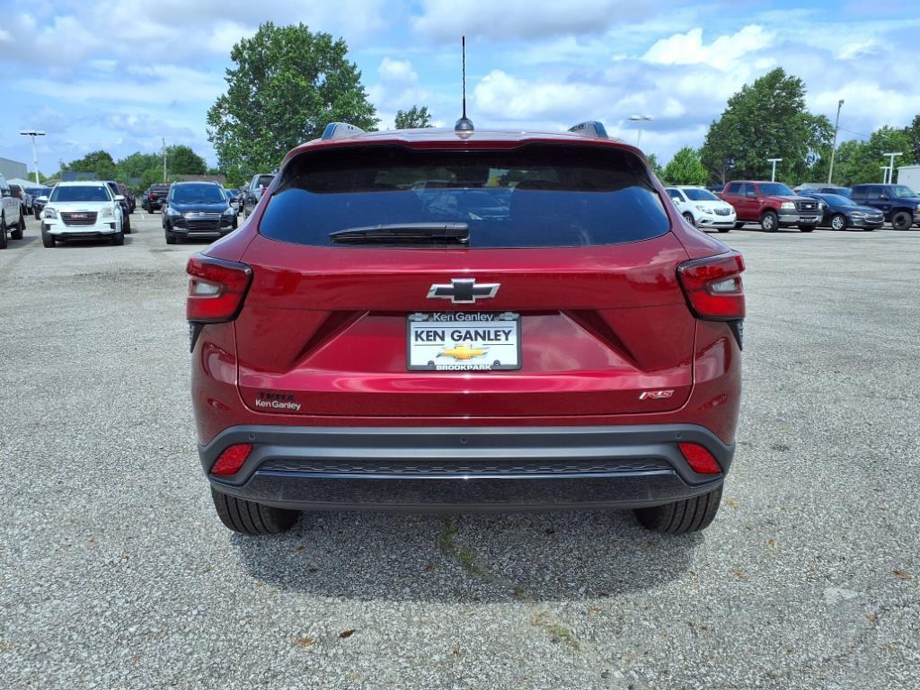 new 2025 Chevrolet Trax car, priced at $26,930