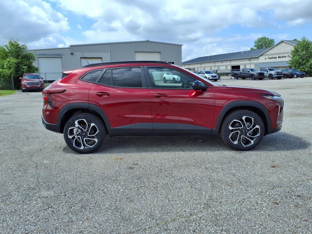 new 2025 Chevrolet Trax car, priced at $26,930