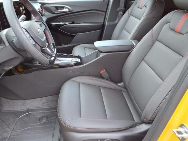 new 2025 Chevrolet Trax car, priced at $28,220