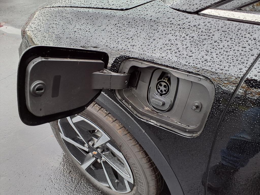 new 2026 Chevrolet Equinox EV car, priced at $36,295